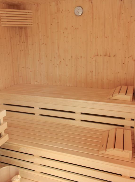Les Carmes And Spa Le Thor Exterior foto